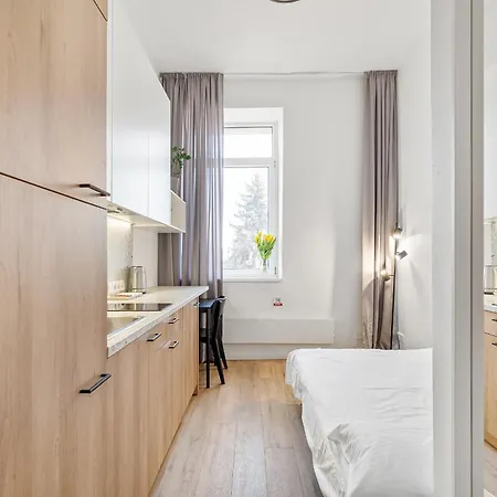 Appartement Air - Code Entry Only, No Staff *